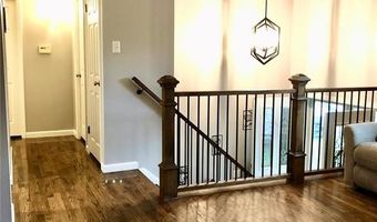 361 Messina Dr, Ballwin, MO 63021