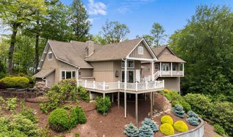 592 Whiteside Mountain Rd, Highlands, NC 28741