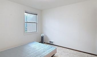 66 Sunset Ave, Buffalo, WY 82834