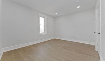 7703 RIDGE Ave, Philadelphia, PA 19128