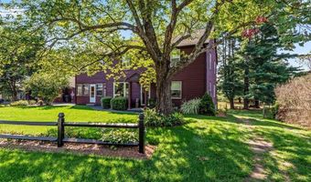 89 Elm St, Blackstone, MA 01504