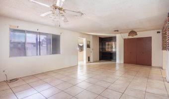 725 E MANOR Dr, Casa Grande, AZ 85122