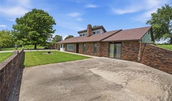 17274 Kansas Ave, Basehor, KS 66012