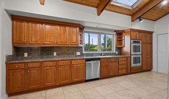 590 Alosta Dr, Camarillo, CA 93010