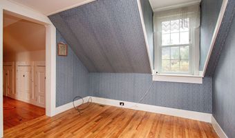 391 Bimson Dr, Barnet, VT 05821