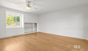 402 E Poplar St, Atmore, AL 36502
