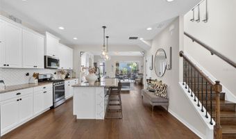 7141 BOWSPIRIT Pl, Apollo Beach, FL 33572