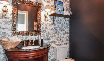 711 Yadkin St, Albemarle, NC 28001