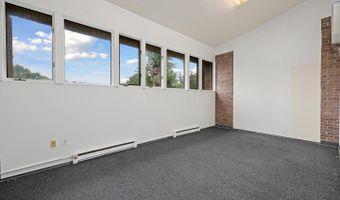 4200 DANIELS Ave, Annandale, VA 22003