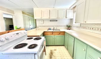 42 S Main St, Brookline, NH 03033
