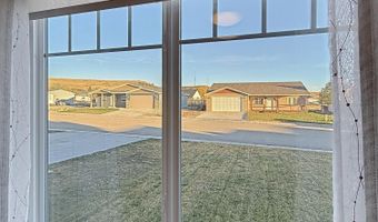 39 Harmony St, Buffalo, WY 82834