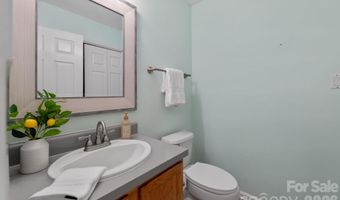 1 Pickwick Rd, Asheville, NC 28803