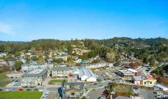 995 Old Farm Ln, Aptos, CA 95003