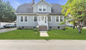 700 Halliard Ave, Beachwood, NJ 08722