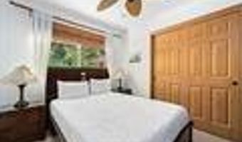 1444 W Kuiaha, Haiku, HI 96708