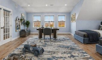 1046 Ocean Rd, Narragansett, RI 02882