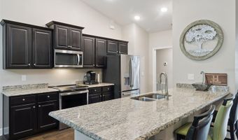 447 LAKE VISTA Dr, Auburndale, FL 33823