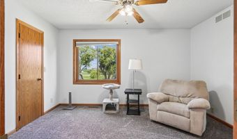 8032 NE 27th Ave, Altoona, IA 50009