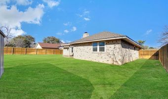 605 Cambridge Dr, Altus, OK 73521