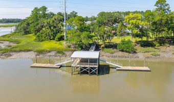 1232 Windswept Oak Ln, Beaufort, SC 29902