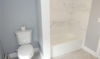 52 Hillwood St, Cranston, RI 02920