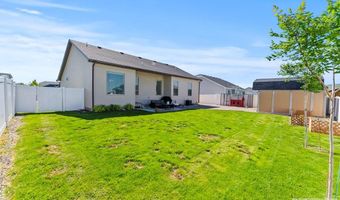 5097 Camden St, Chubbuck, ID 83202