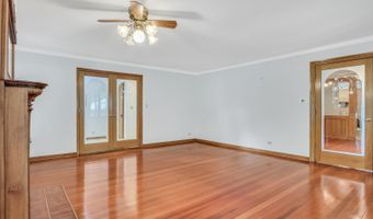 22806 W Loon Lake Blvd, Antioch, IL 60002