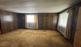 35 Conroy St, Diamondville, WY 83116