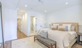 424 TAYLOR St NW 1, Washington, DC 20011