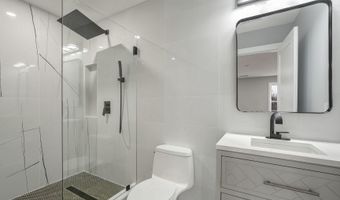 4917 ERIE St, Annandale, VA 22003