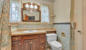 613 Briarcliff Dr, Aliquippa, PA 15001