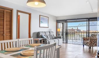 1 3RD St 204, Astoria, OR 97103