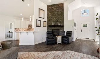 147 Ironwood Dr, Blanchard, ID 83804