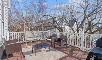 84 W 3rd St, Bayonne, NJ 07002