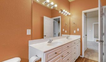 9801 Basha St NW, Albuquerque, NM 87114