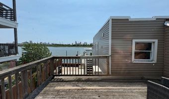 1658 W Riverside Dr, Atlantic City, NJ 08401