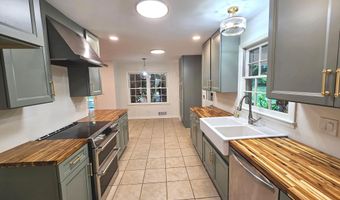 615 Kings Rd, Athens, GA 30606