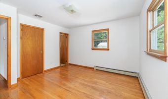 245 Barrett Rd, Alloway, NJ 07462