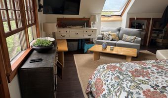 2 Lookout Point Rd, Bar Harbor, ME 04609