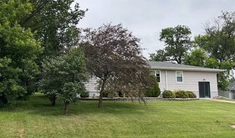 115 S 2nd St, Bristol, SD 57219