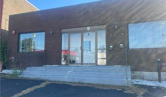 9 Maplewood Ave, Bloomfield, CT 06002