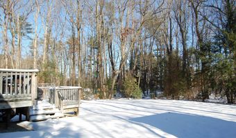 8 Teaberry Ln, Bedford, NH 03110