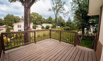 367 Napoli Ct, Ballwin, MO 63021
