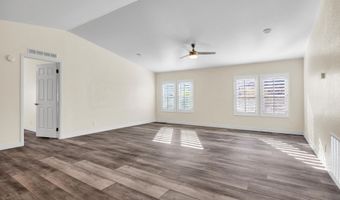 34380 S Cholla Dr, Black Canyon City, AZ 85324