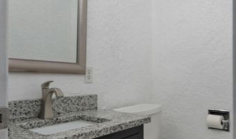 612 E Glendale St, Aurora, MO 65605