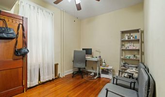 687 Myrtle Ave, Albany, NY 12208