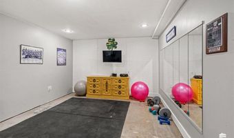 2331 W Detroit St, Abilene, KS 67410