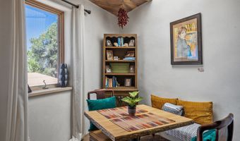 35 Arroyo Vis, Arroyo Hondo, NM 87571