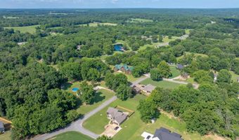 100 Plantation Ln, Batesville, AR 72501