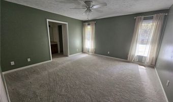 704 Midmar St, Aberdeen, NC 28315